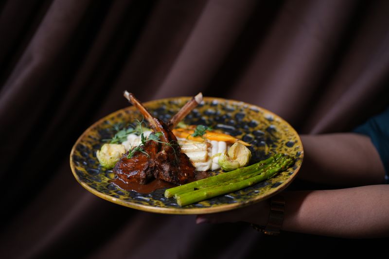 Slow-Cooked Lamb Chops